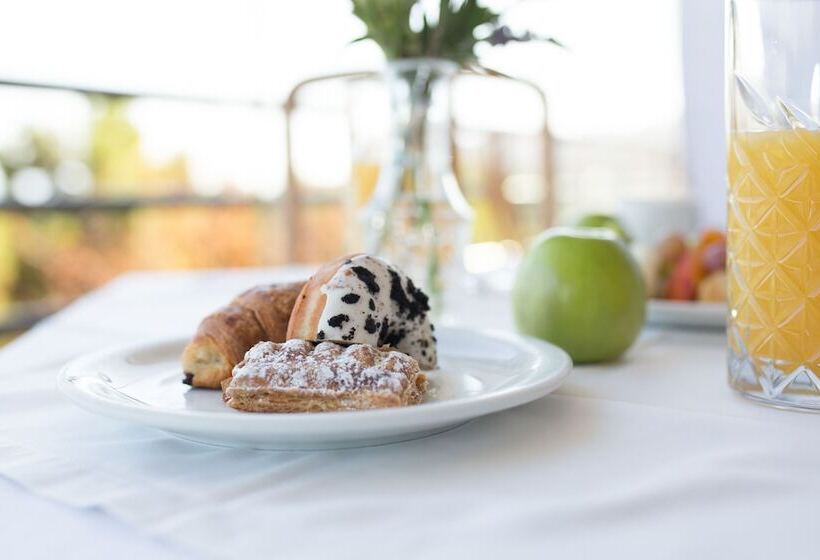 هتل Sunrise Resort