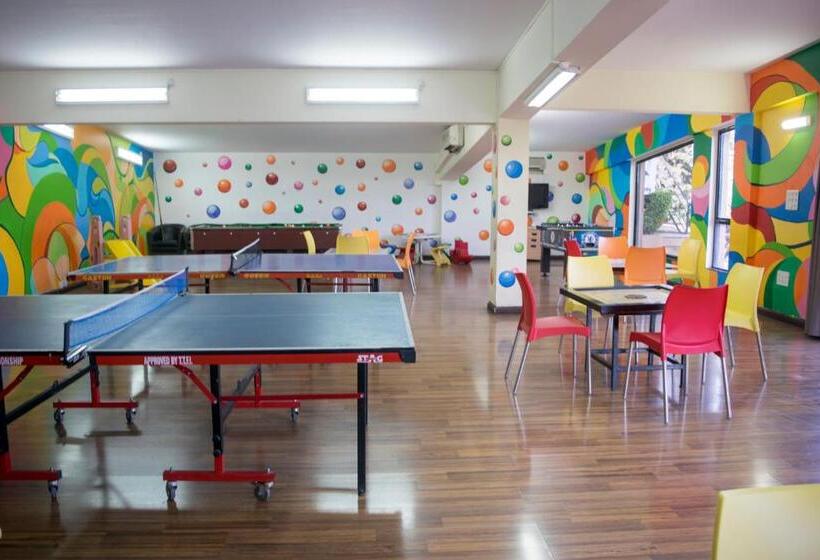 酒店 The Corinthians Resort And Club