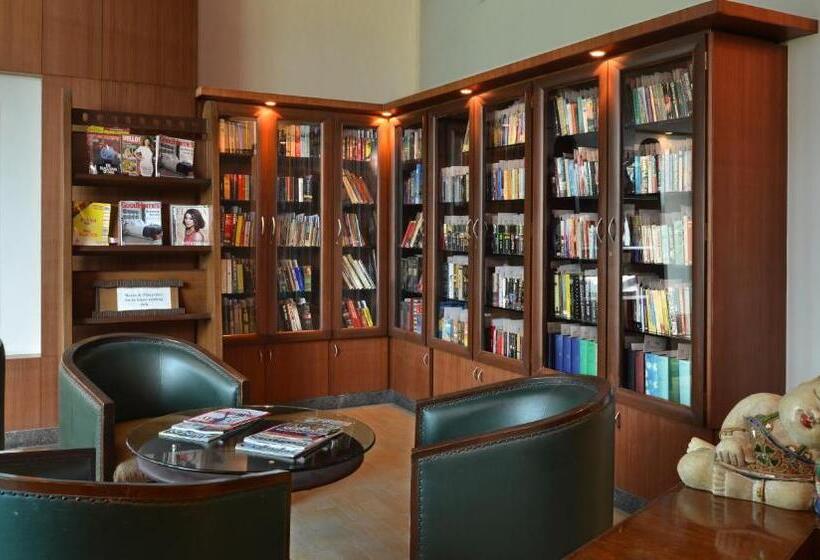 酒店 The Corinthians Resort And Club