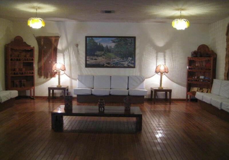 فندق The Halfway Inn