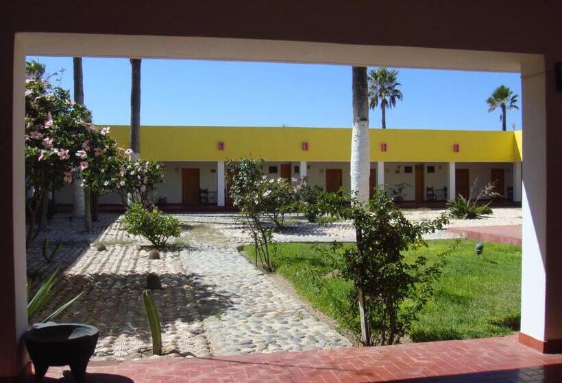 فندق The Halfway Inn