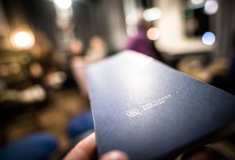 호텔 The Lodge Duxford