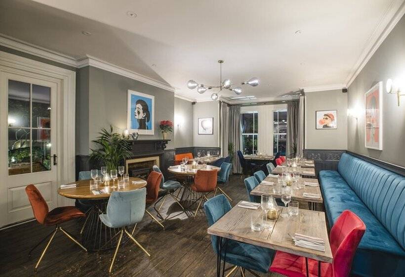 호텔 The Lodge Duxford