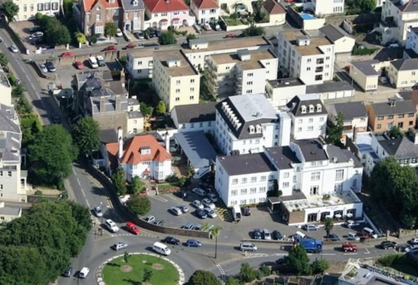 هتل The Norfolk Lodge