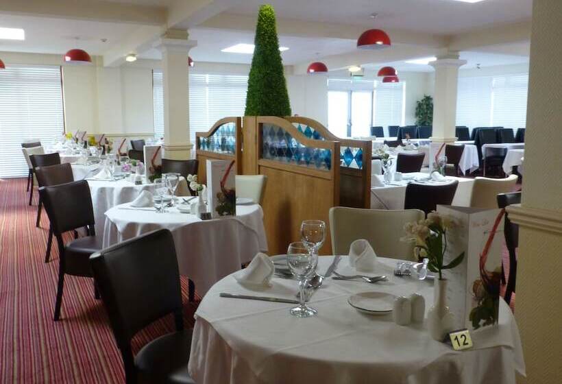 هتل The Norfolk Lodge