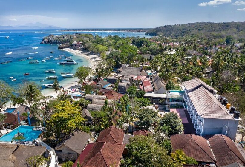 فندق The Tanis Beach Resort Nusa Lembongan