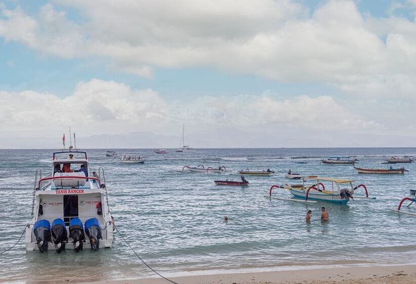 فندق The Tanis Beach Resort Nusa Lembongan