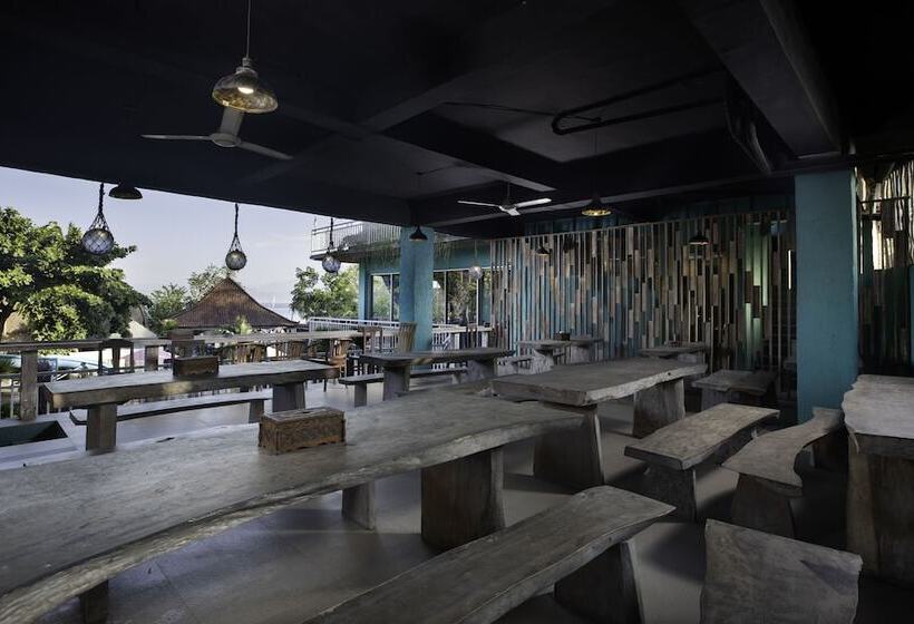 فندق The Tanis Beach Resort Nusa Lembongan