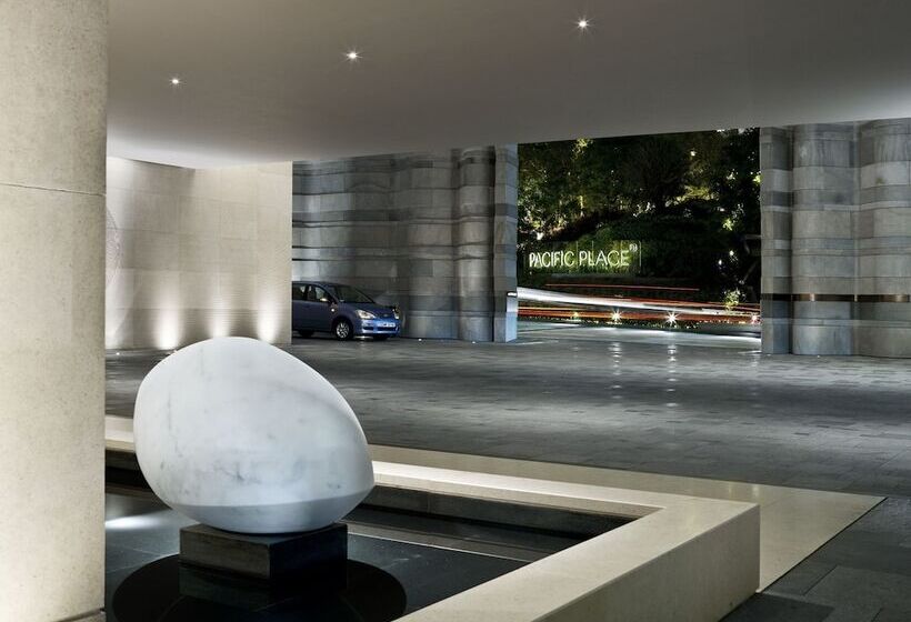 هتل The Upper House