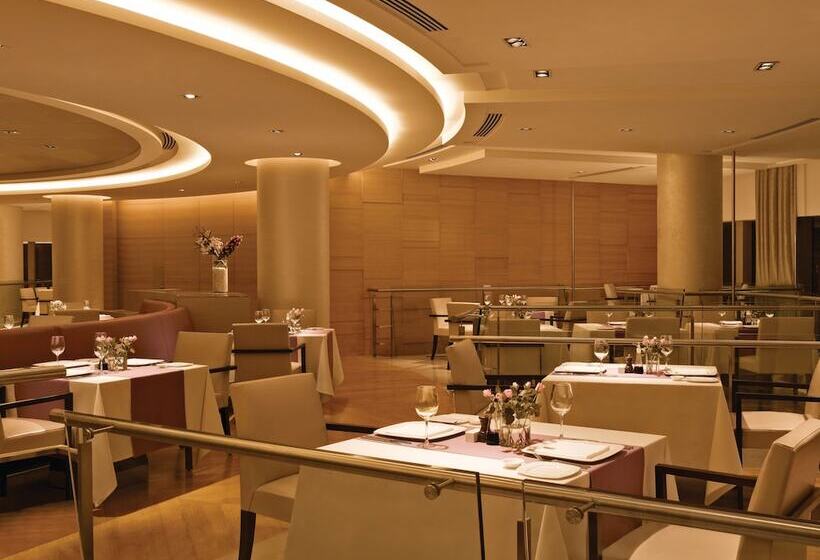 هتل Trident Bandra Kurla