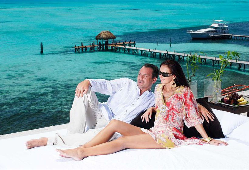 酒店 Unik Island Resort & Spa