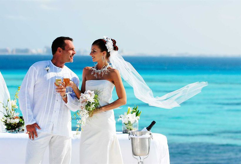 酒店 Unik Island Resort & Spa