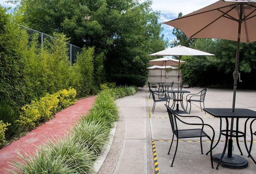 בית מלון כפרי Victoria Express