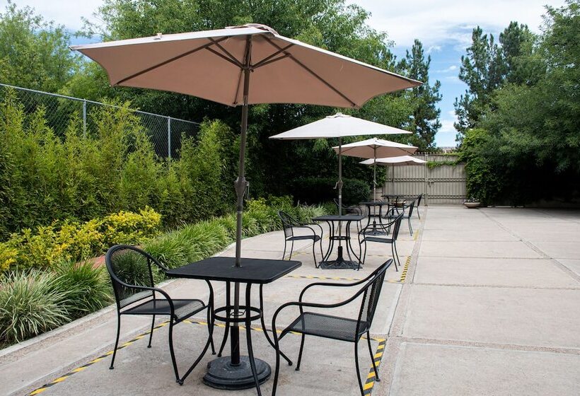 בית מלון כפרי Victoria Express