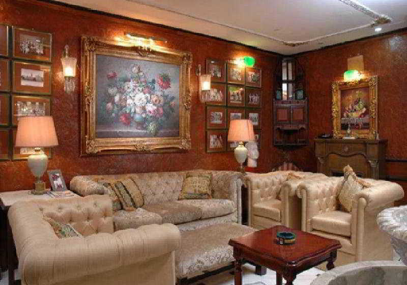 Отель C 29 Service Apartment