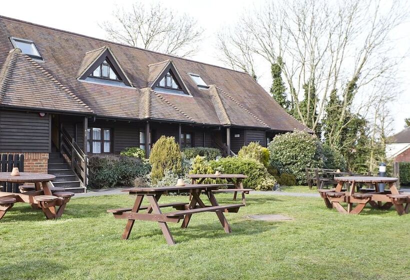 ホテル White Hart By Chef & Brewer Collection