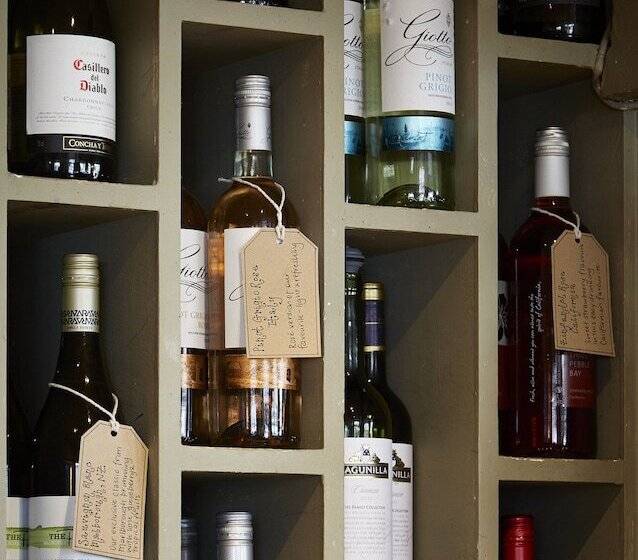 ホテル White Hart By Chef & Brewer Collection