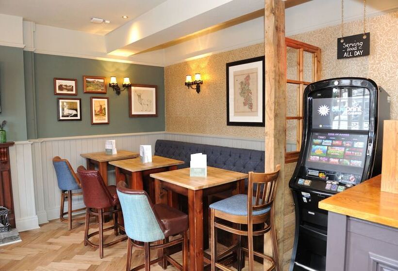 ホテル White Hart By Chef & Brewer Collection