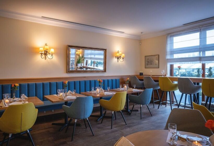 هتل Włoski Italia Boutique Old Town Poznań