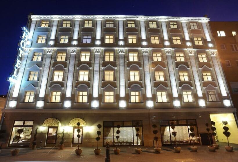 هتل Włoski Italia Boutique Old Town Poznań