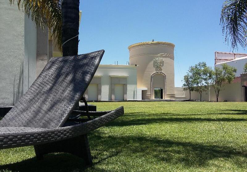 Wyndham Garden Aguascalientes Hotel & Casino