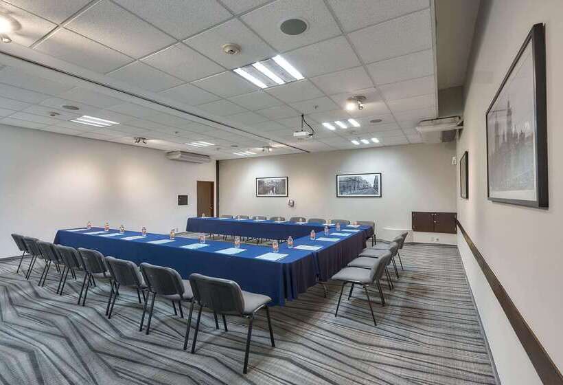 هتل Wyndham Garden Mexico City Polanco