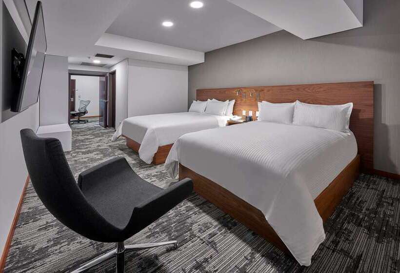 هتل Wyndham Garden Mexico City Polanco