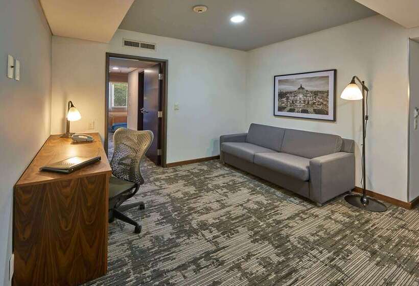 هتل Wyndham Garden Mexico City Polanco