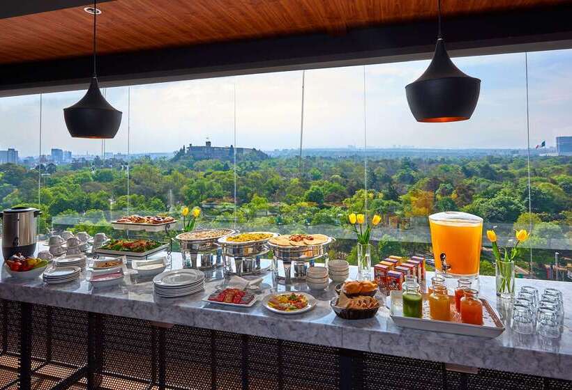 هتل Wyndham Garden Mexico City Polanco