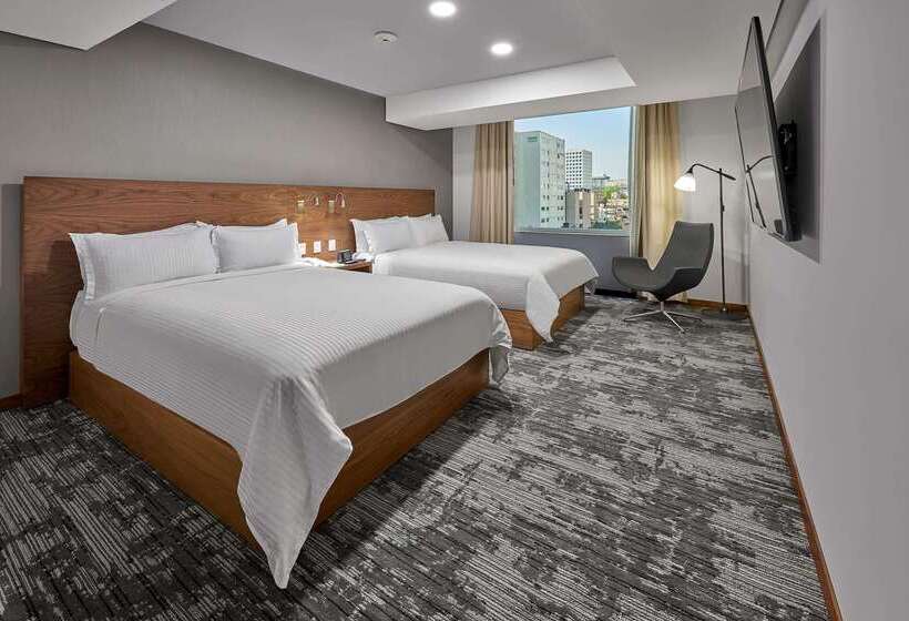هتل Wyndham Garden Mexico City Polanco