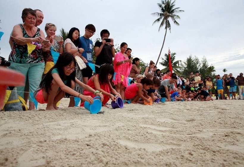 Indra Maya Pool Villas