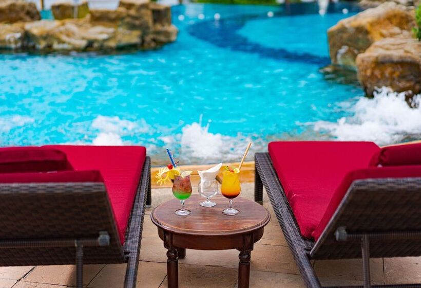 Indra Maya Pool Villas