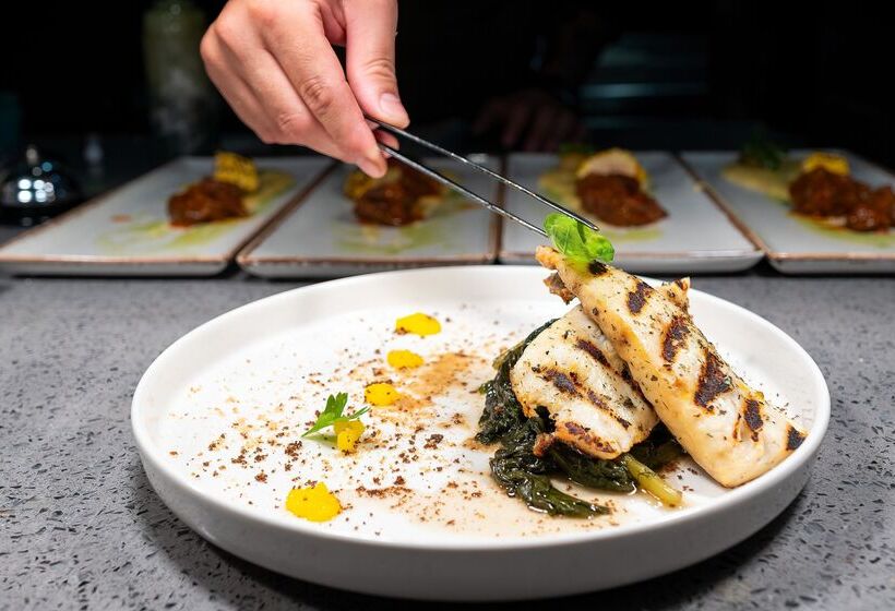 Kresten Royal Euphoria Resort