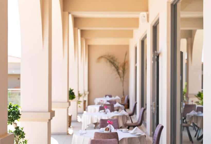 Kresten Royal Euphoria Resort