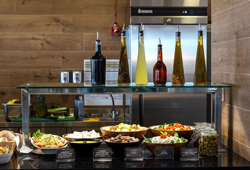 Kresten Royal Euphoria Resort