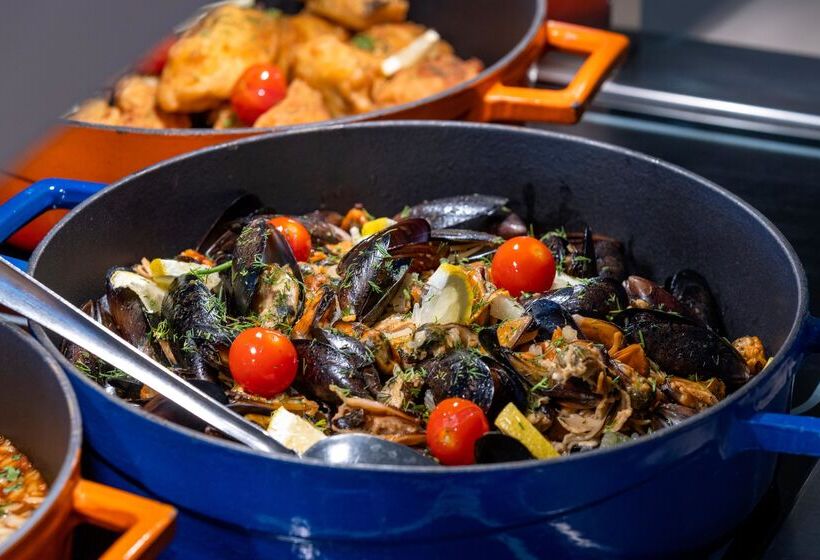 Kresten Royal Euphoria Resort