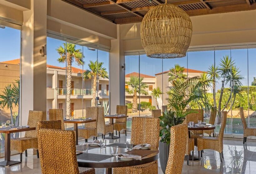 Kresten Royal Euphoria Resort