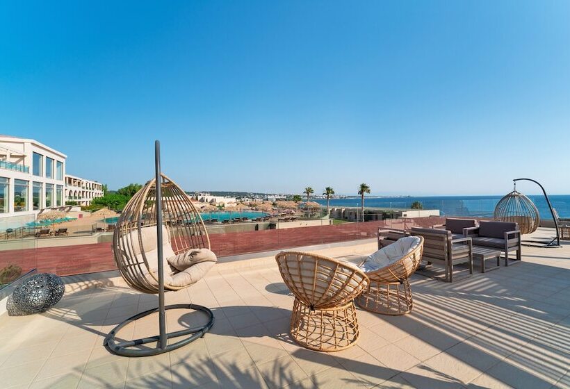 Kresten Royal Euphoria Resort