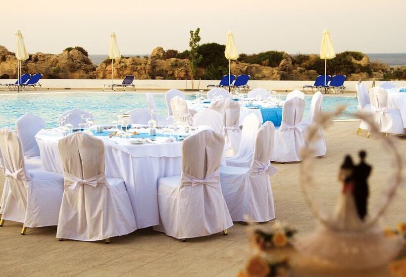 Kresten Royal Euphoria Resort