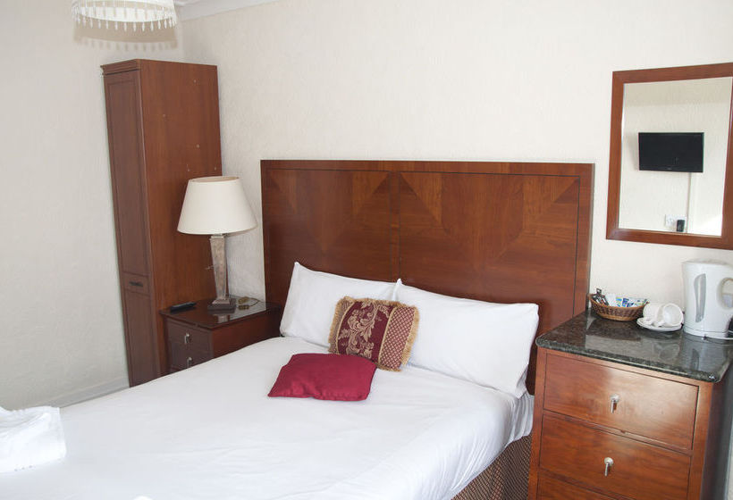 Отель Leverdale