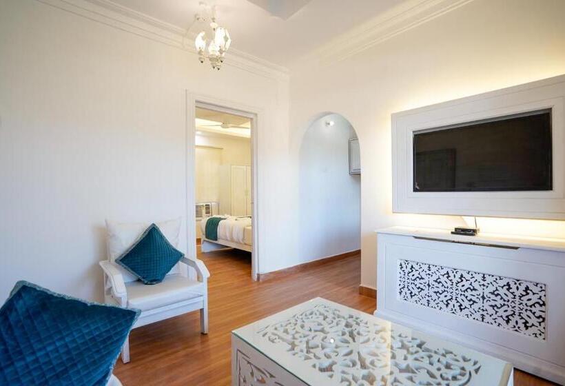 Lillywoods Highland Beach Resort