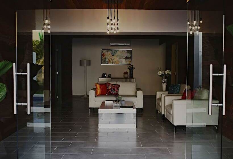 Maison Bamboo Hotel Boutique