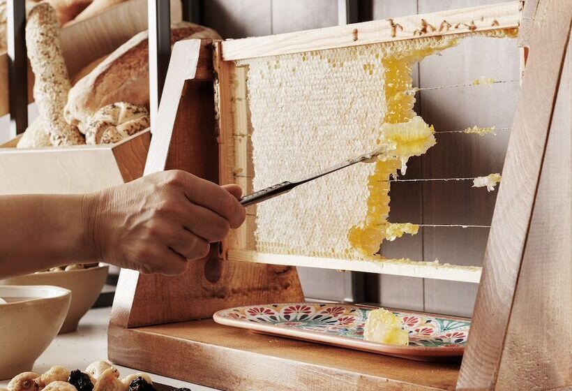 Nautilux Rethymno By Mage Hotels