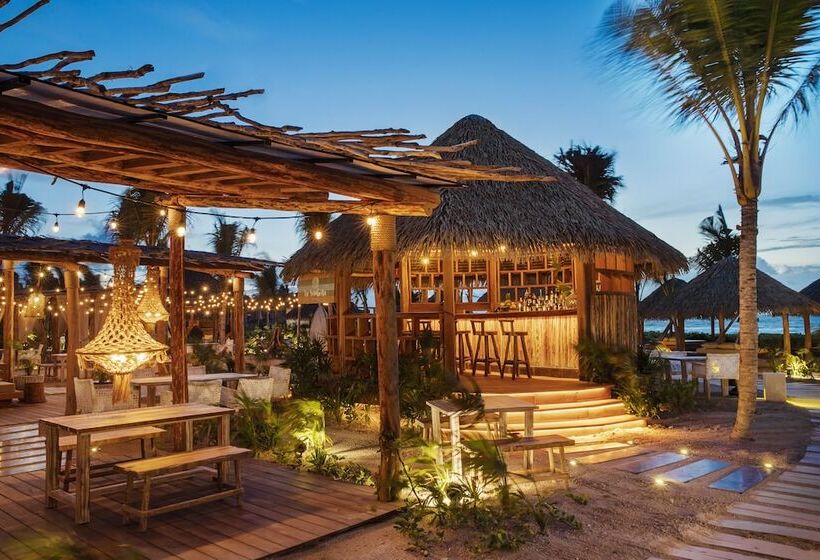 Jungala Park Hotel At Vidantaworld Riviera Maya