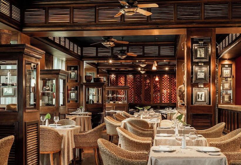 Jungala Park Hotel At Vidantaworld Riviera Maya