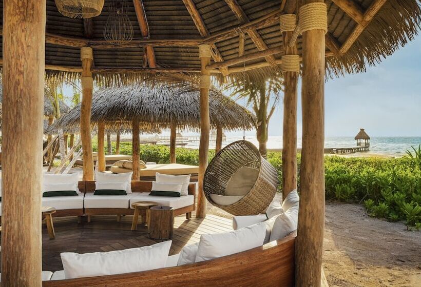 Jungala Park Hotel At Vidantaworld Riviera Maya