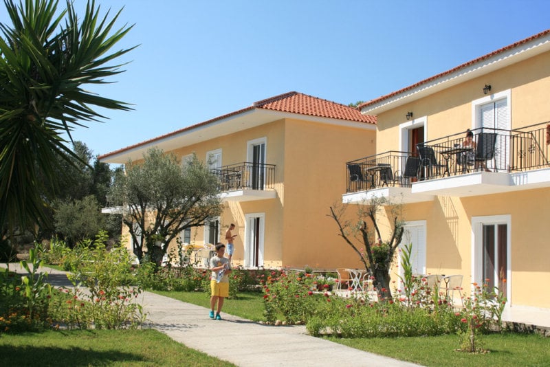 Pythos Studios & Apartments