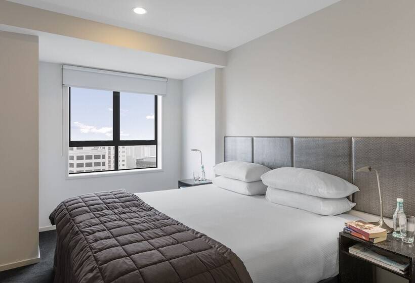 Nesuto St Martins Apartment