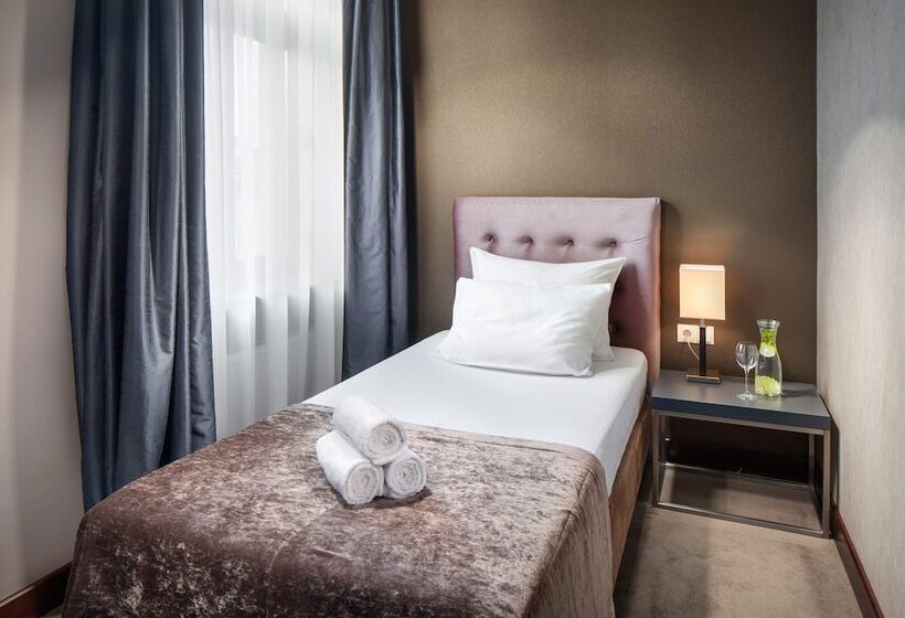 Unicus Krakow Old Town   Destigo Hotels