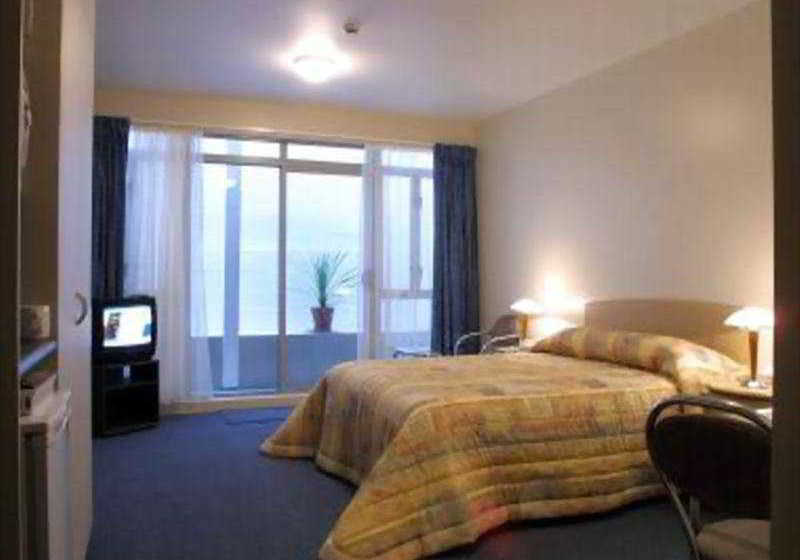 Отель Victoria Apartments